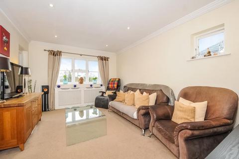 2 bedroom apartment to rent, Stanmore,  Harrow,  HA7