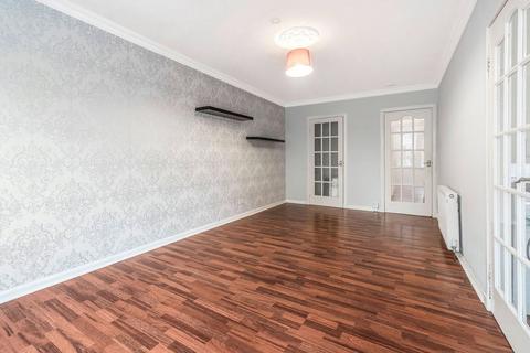 12/4 Figgate Street, Edinburgh, EH15 1HL