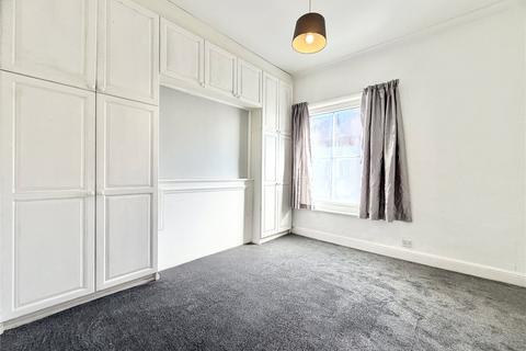2 bedroom terraced house to rent, Smales Street, York, North Yorkshire, YO1