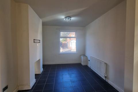 2 bedroom terraced house to rent - Whiteley Street, Manchester, M11