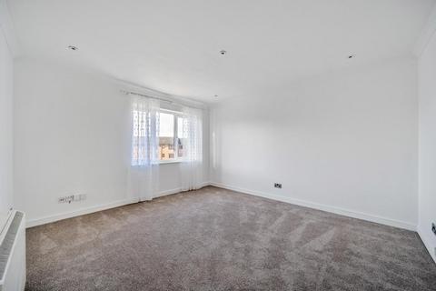 5 Pullman Place, London, SE9 6EG