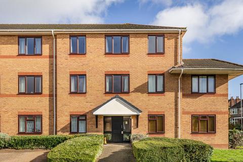 5 Pullman Place, London, SE9 6EG