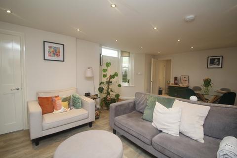 1 bedroom flat to rent, Station Parade, Harrogate, HG1