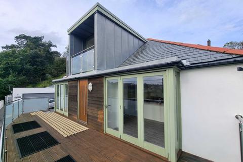 Montrose First Raleigh, Bideford, EX39 3NJ