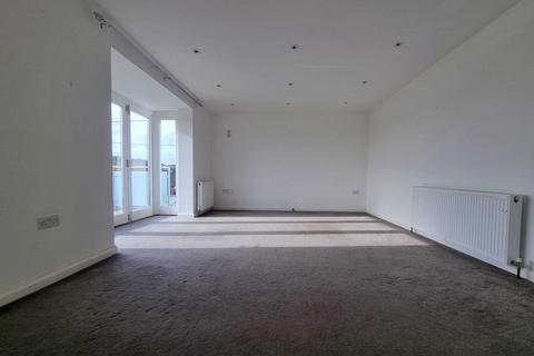 Montrose First Raleigh, Bideford, EX39 3NJ