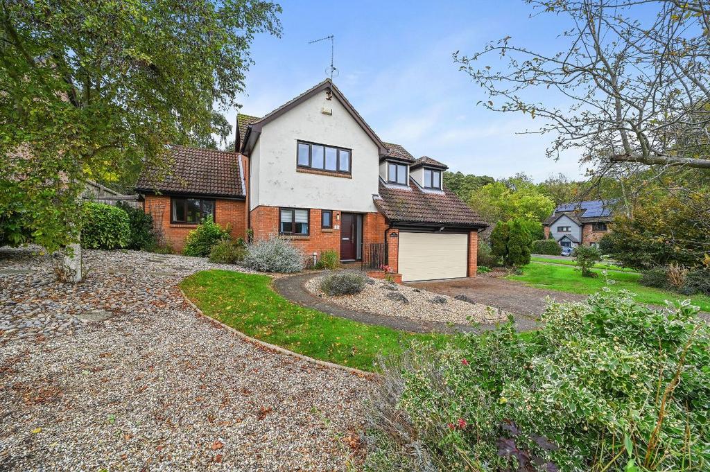 Hope Crescent, Melton, Woodbridge 4 bed detached house £825,000