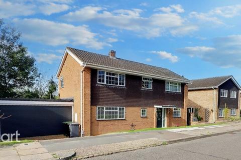 2 Chartwell Drive, Luton, LU2 7JD