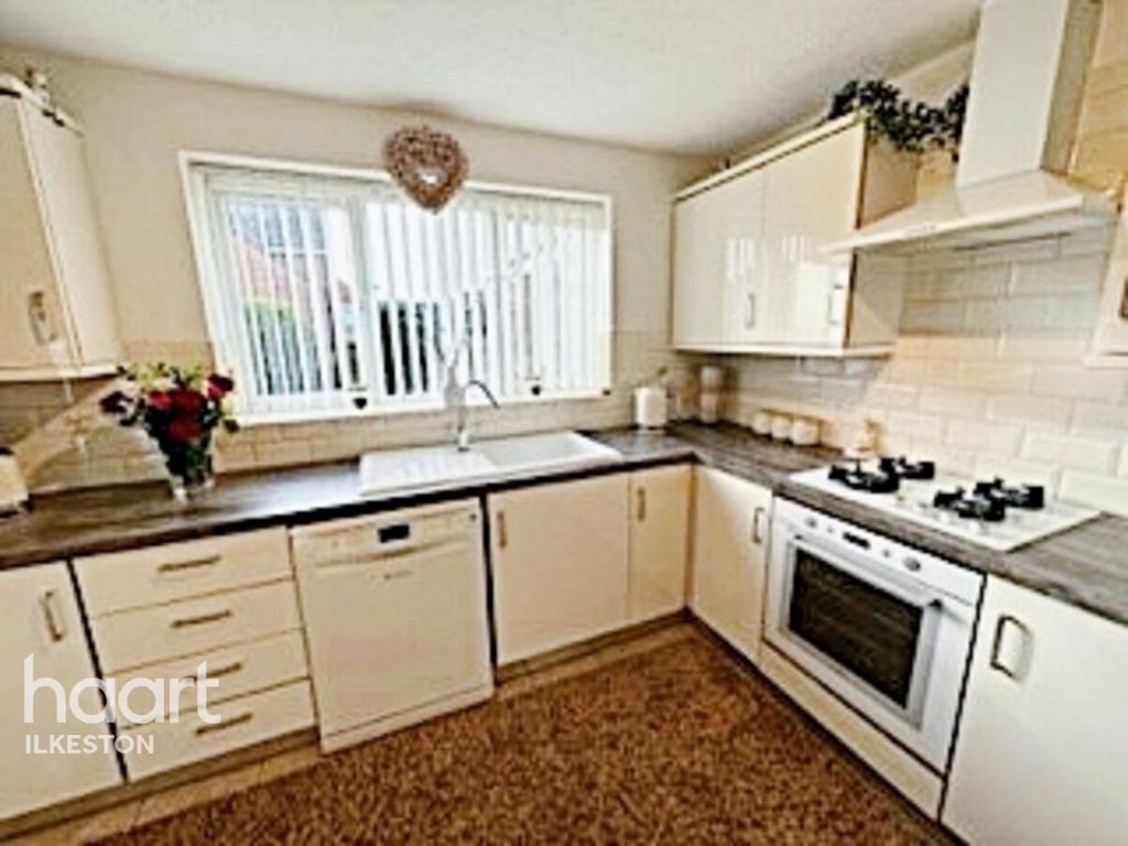 Kirkley Drive, Heanor 4 bed detached house for sale £315,000
