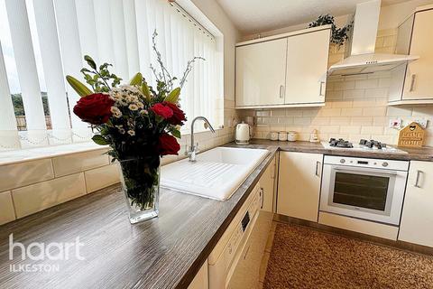 4 bedroom detached house for sale, Kirkley Drive, Heanor