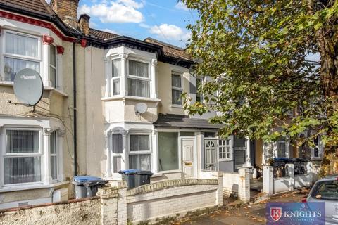 3 bedroom house for sale, Chester Road, London, N9