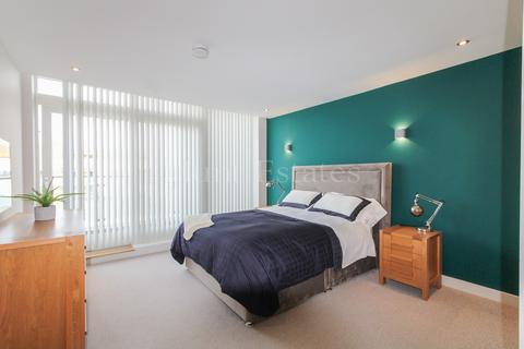 2 bedroom flat for sale, Wesley Street , St. Helier, Jersey. JE2 4DA