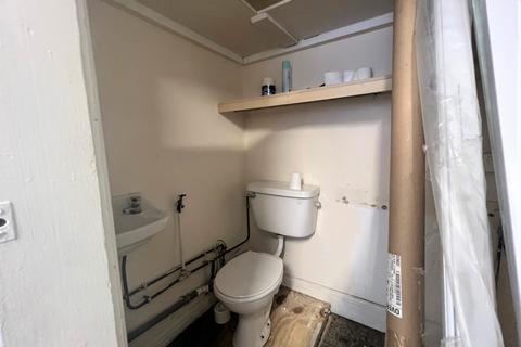 Property to rent - Beverley Road, HU5, Hull, HU5