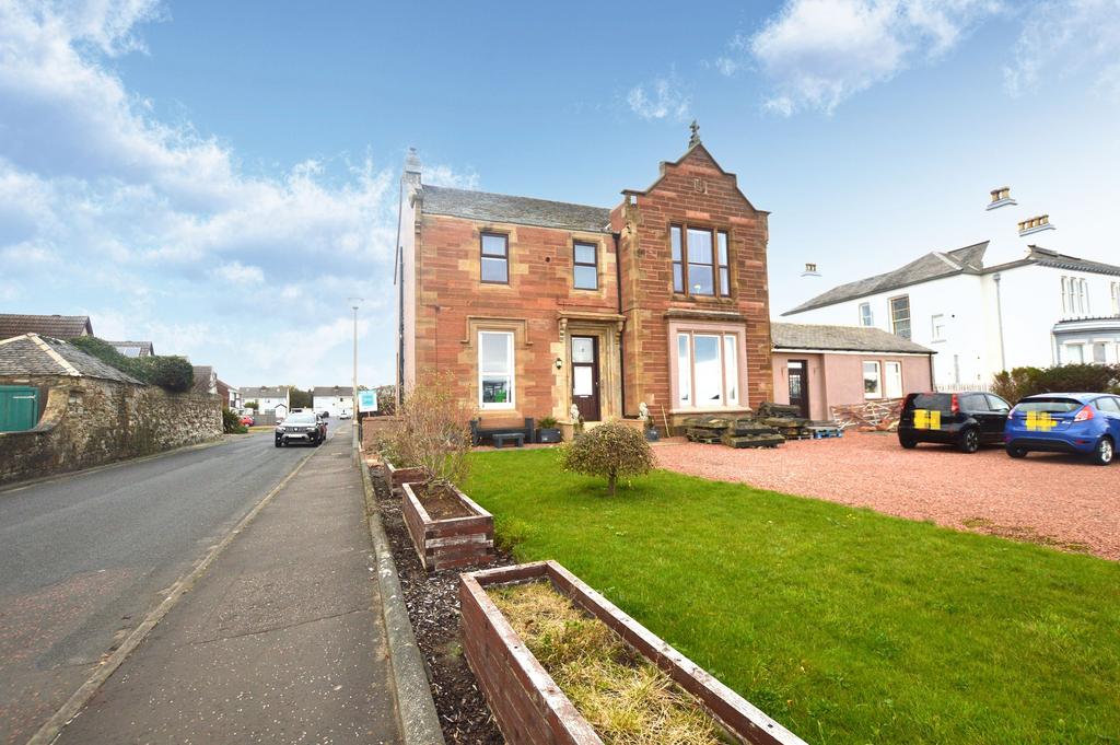 13a South Crescent Road, Ardrossan, KA22 8DY 3 bed flat for sale - £229,000