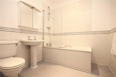 3 bedroom apartment to rent, Ferry Lane, Wraysbury, Staines-upon-Thames, Berkshire, TW19