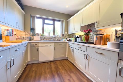 7 bedroom semi-detached house for sale, Moor Avenue, Witney, Oxfordshire, OX28