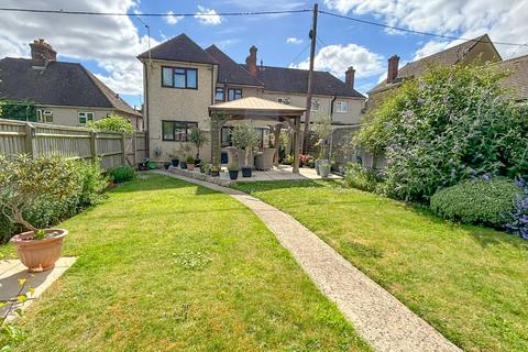 7 bedroom semi-detached house for sale, Moor Avenue, Witney, Oxfordshire, OX28