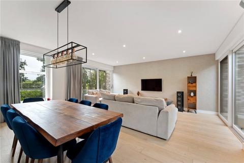 105 Eddington Avenue, Cambridge, CB3 1SE