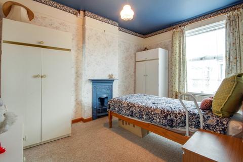 3 bedroom terraced house for sale, Victoria Street, Barnstaple EX32