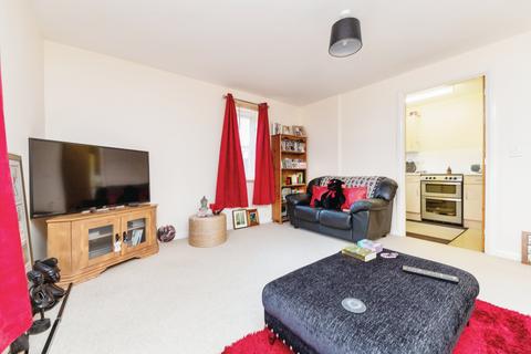1 bedroom flat for sale, Cromdale Walk, Stevenage, Herts, SG1