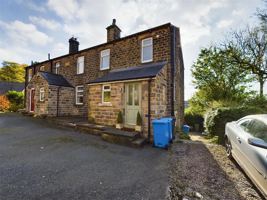 Saddleworth Fold, Uppermill, Saddleworth 3 bed end of terrace house for