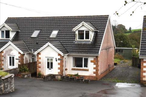 3 bedroom semi-detached bungalow for sale, Nydd Y Dryw, MYNYDDCERRIG, Llanelli