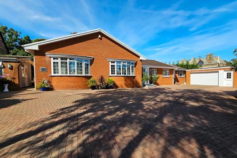 The Paddock Daddon Hill, Northam, Bideford, EX39 3PW