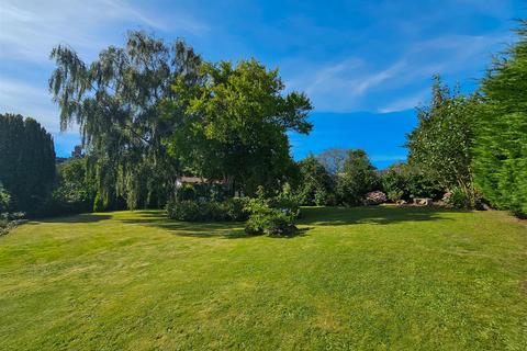 The Paddock Daddon Hill, Northam, Bideford, EX39 3PW