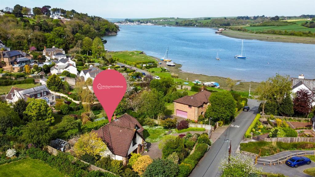Limers Lane, Bideford EX39 3 bed detached house for sale £700,000