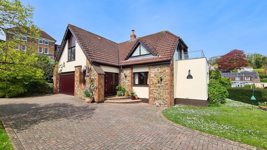 Limers Lane, Bideford EX39 3 bed detached house for sale £700,000