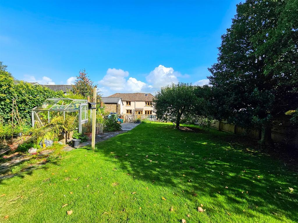 Heywood Road, Bideford EX39 4 bed detached house for sale £365,000