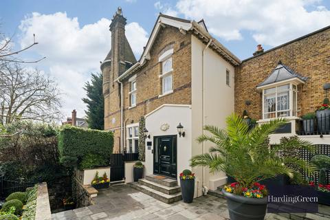 6 bedroom semi-detached house to rent, Frognal, London, NW3