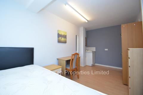 undefined, Well Close Rise, City Centre LS7