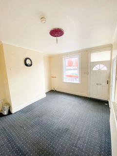15 Ashton Mount, Leeds, LS8 5BT