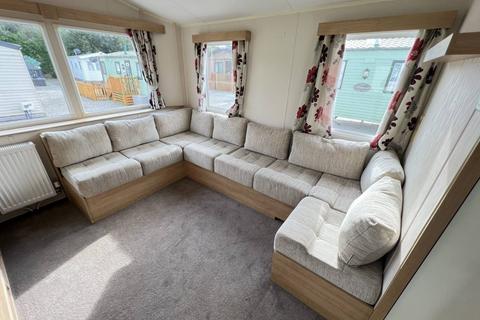 2 bedroom static caravan for sale, Carnforth Lancashire