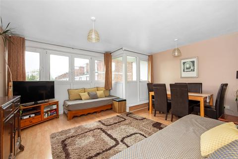 2 bedroom apartment for sale, Frances Street, Woolwich, SE18