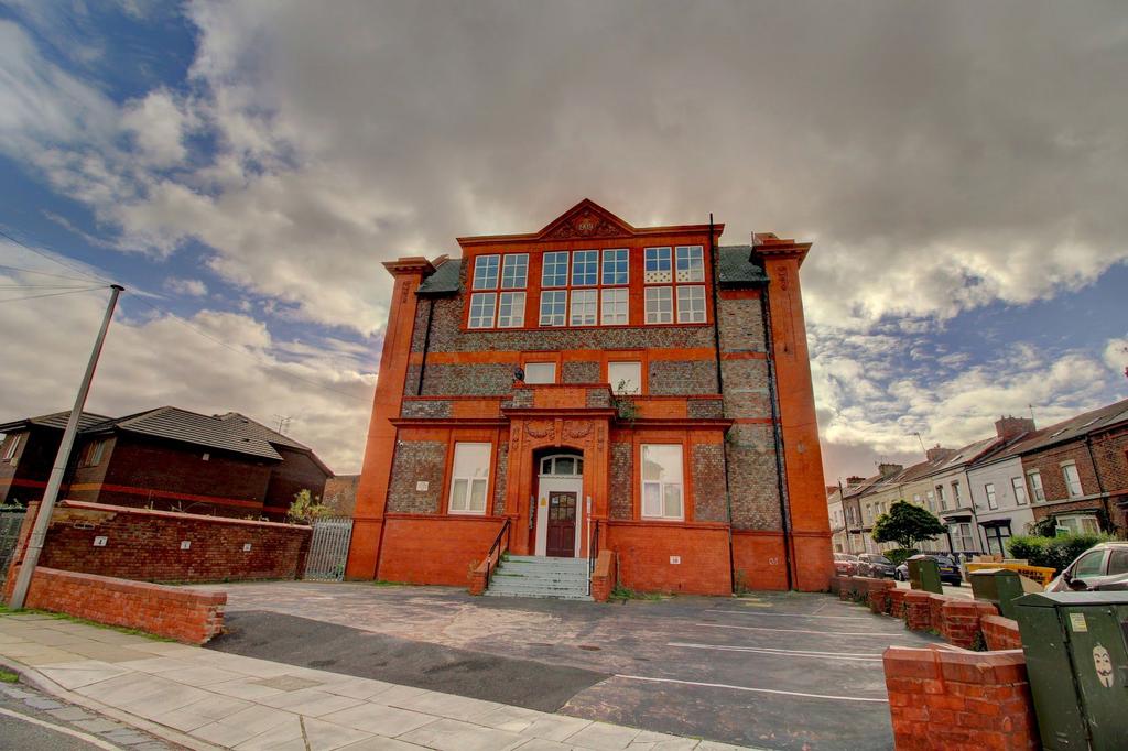 Wellington Street, Garston... 1 bed flat £40,000