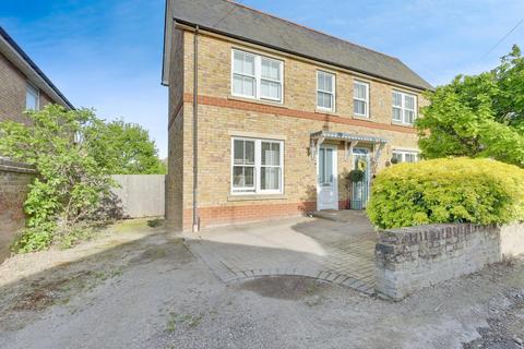 2b North Street, Great Wakering, Southend-on-sea, SS3 0EL