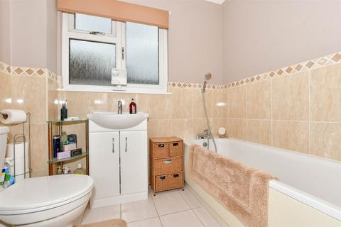6 Palmar Crescent, Bexleyheath, DA7 4LG