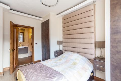 2 bedroom flat for sale - Hallam Street, Marylebone, W1W