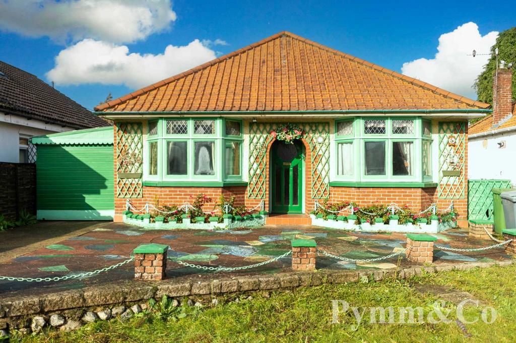 North Walsham Road, Norwich NR6 2 bed detached bungalow for sale £230,000