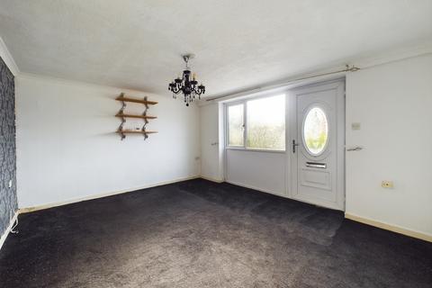 2 bedroom ground floor maisonette for sale, Gerald Square, Alton, Hampshire, GU34