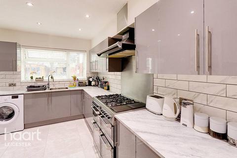 5 bedroom detached house for sale - Balmoral Drive, Leicester