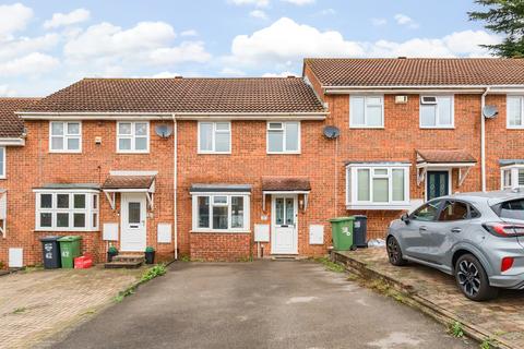 40 Sinclair Way, Dartford, DA2 7JS