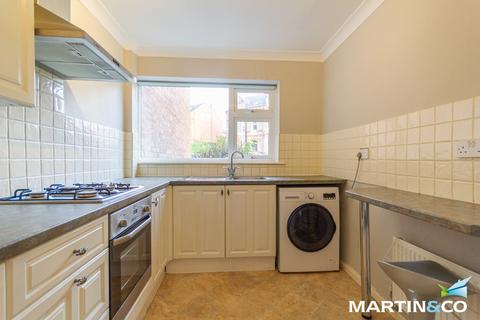 2 bedroom terraced house to rent, St Peters Road, Harborne, B17