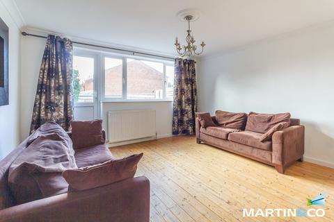 2 bedroom terraced house to rent, St Peters Road, Harborne, B17