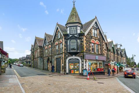 3 bedroom apartment for sale, Flat 2, 2 Oak Street, Windermere, Cumbria, LA23 1EN