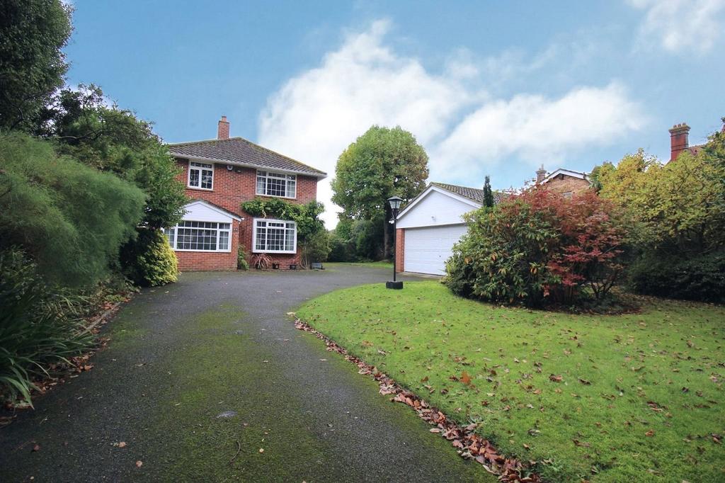 The Avenue, Alverstoke, Gosport, Hampshire, PO12 3 bed detached house