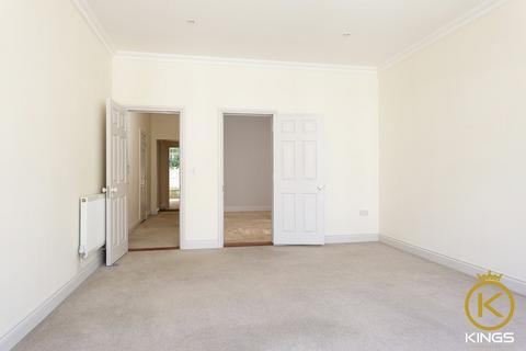2 bedroom apartment to rent, Cavendish Road, Southsea