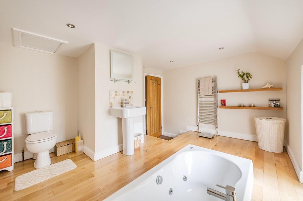 Bathroom 2