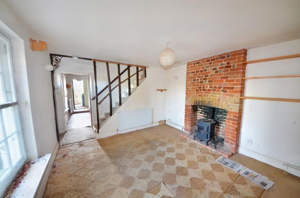 Mill Lane, Saffron Walden 2 bed detached house for sale £300,000